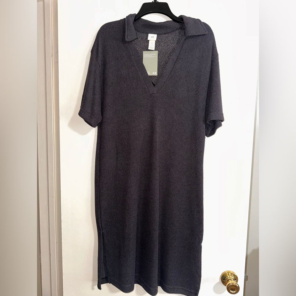 H&M Charcoal Knit V-Neck Sweater